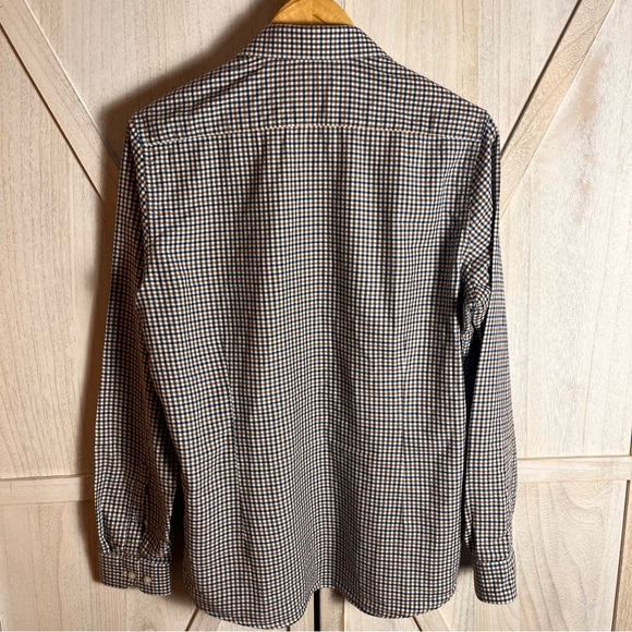 RW and Co Casual Button Down - Picture 2 of 5